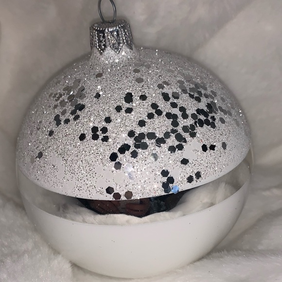 Hand Made Vitbis Silver Glitter Glass Ornaments - Picture 1 of 3